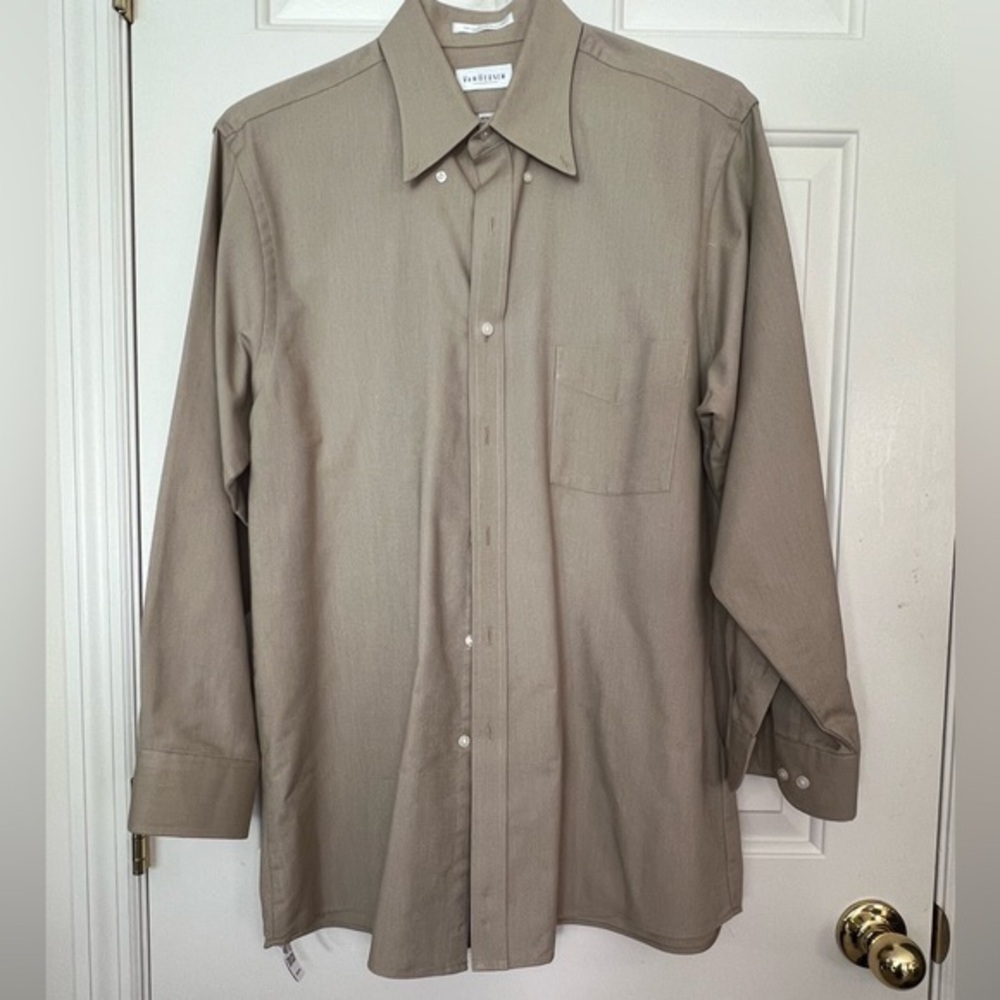 Van Heusen long sleeve Men’s shirt, 16 32/33